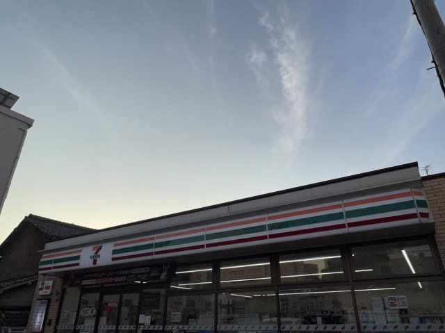 コンビニ　セブンイレブンJR徳庵駅西店（コンビニ）まで2001m