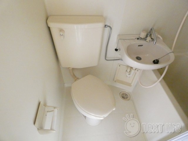 トイレ　エクレール中央林間