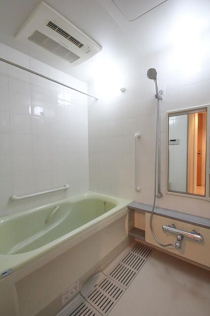 バス・シャワールーム　※別室参考写真