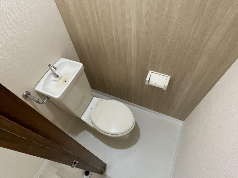 トイレ　トイレ