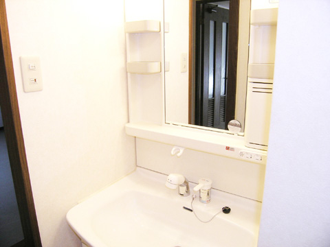 洗面設備　広い洗面スペース