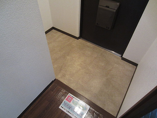 玄関　シンプルで使いやすい玄関です