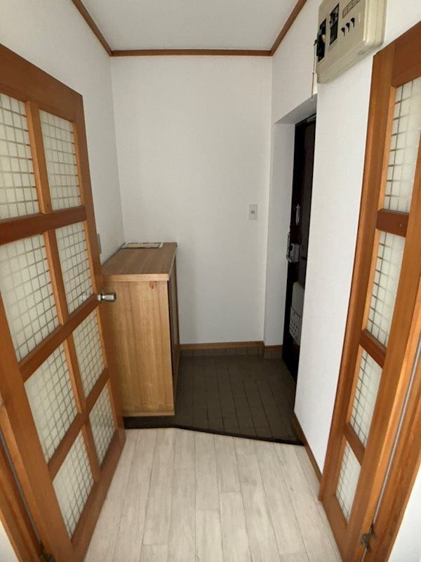玄関　※他部屋参照