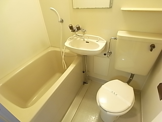 バス・シャワールーム