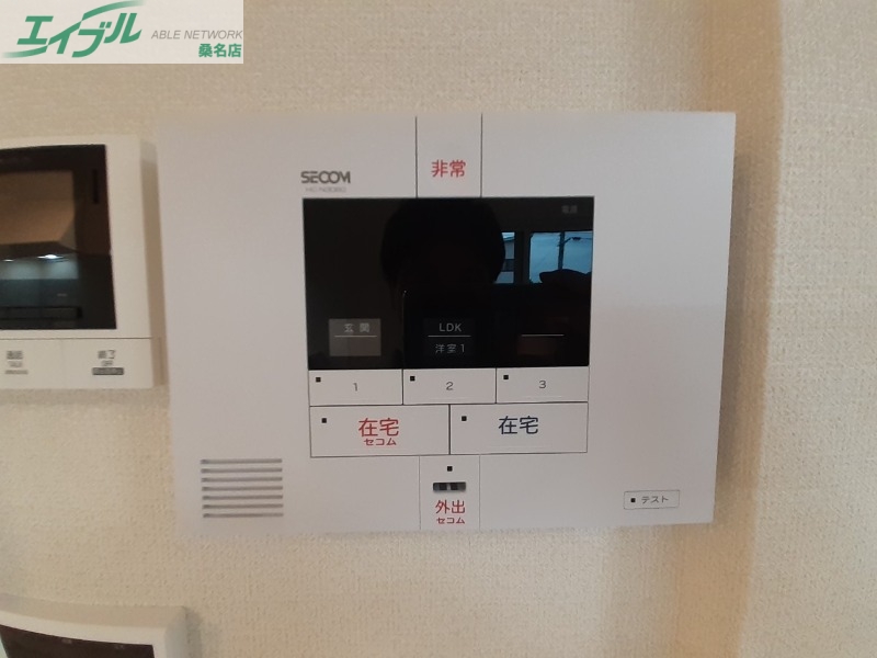 セキュリティ　同物件別部屋写真