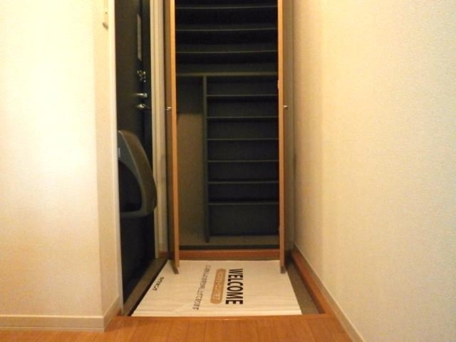 玄関　シューズボックス