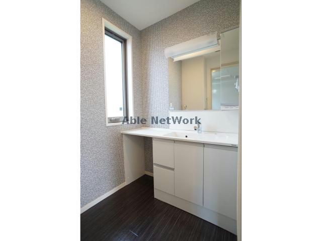 洗面設備　他の部屋の写真です