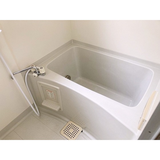 バス・シャワールーム　追い焚き機能完備