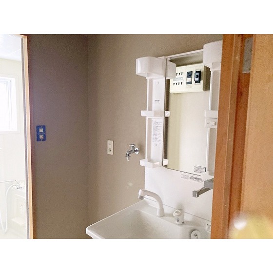 洗面設備　シャンプードレッサー