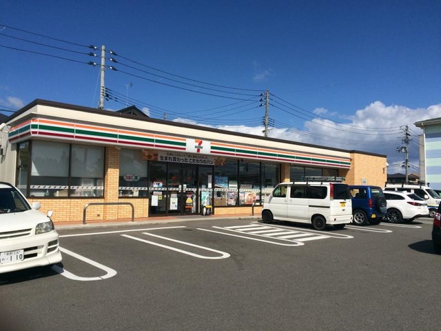コンビニ　セブンイレブン 新潟小新店（コンビニ）まで458m