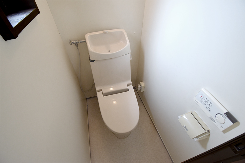 トイレ　異なる場合は現況を優先します。