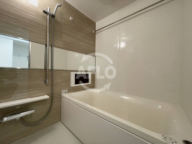 バス・シャワールーム　プレジオ九条　浴室