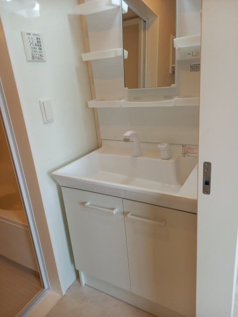 洗面設備　同仕様