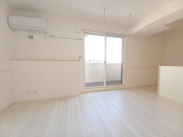 居室・リビング　同仕様