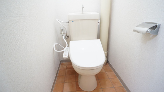 トイレ　シャワー付きトイレ