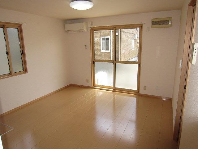 居室・リビング　令和５年８月４日撮影しました。