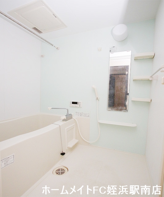 バス・シャワールーム　★お早めにお電話ください★