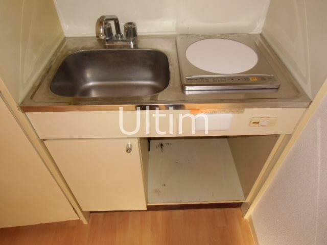 キッチン　別室の画像です、ご参考までに