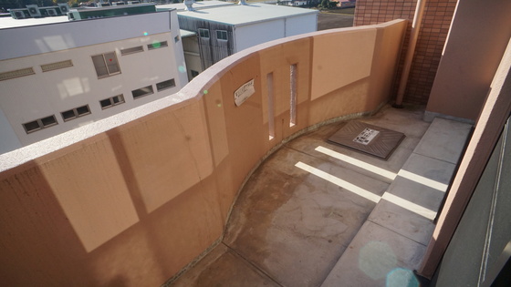 バルコニー　バルコニー