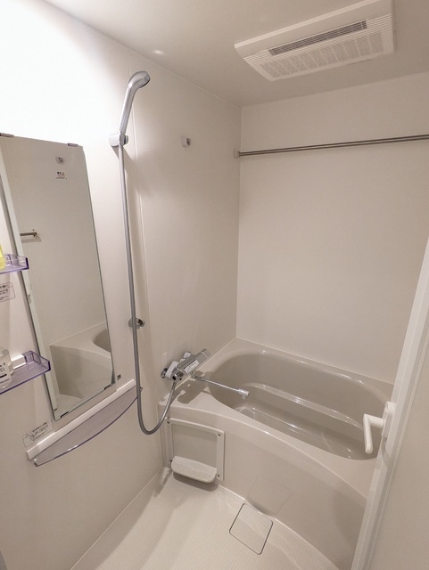 バス・シャワールーム　浴室