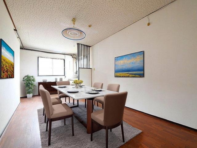 居室・リビング　こちらの居間で趣味の時間をお楽しみください