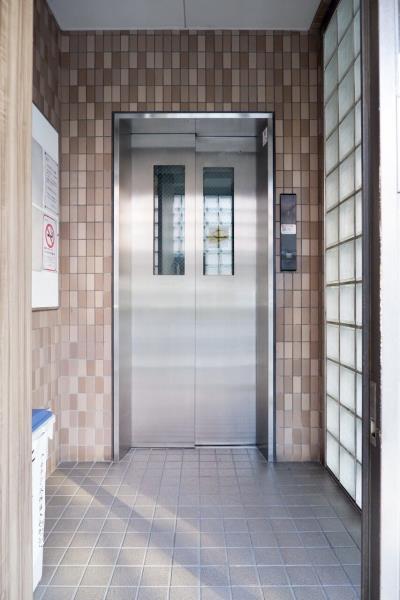 エントランス　ゆとりのあるエントランスです