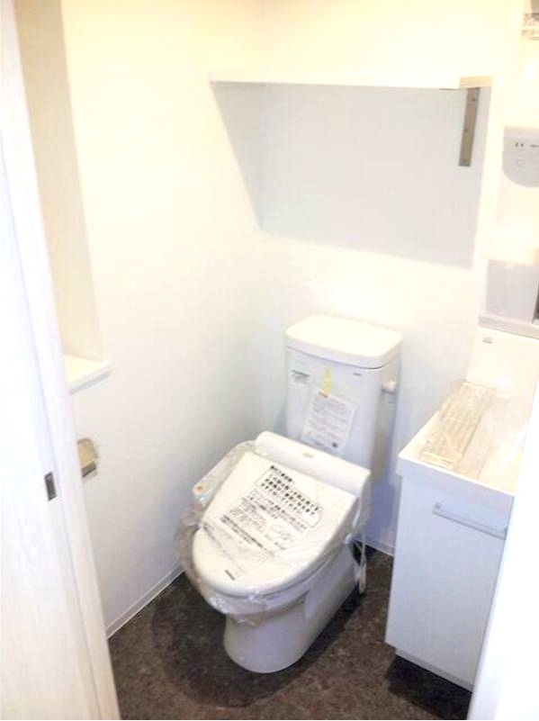 トイレ　トイレ