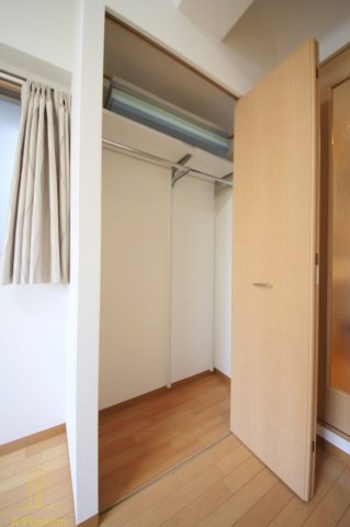 収納　エスリード南森町駅前