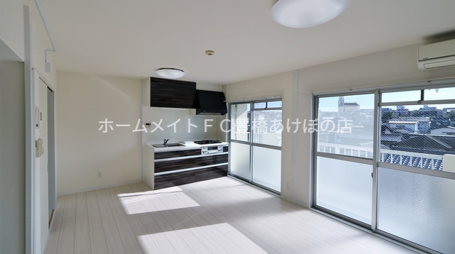 居室・リビング　同型別部屋写真