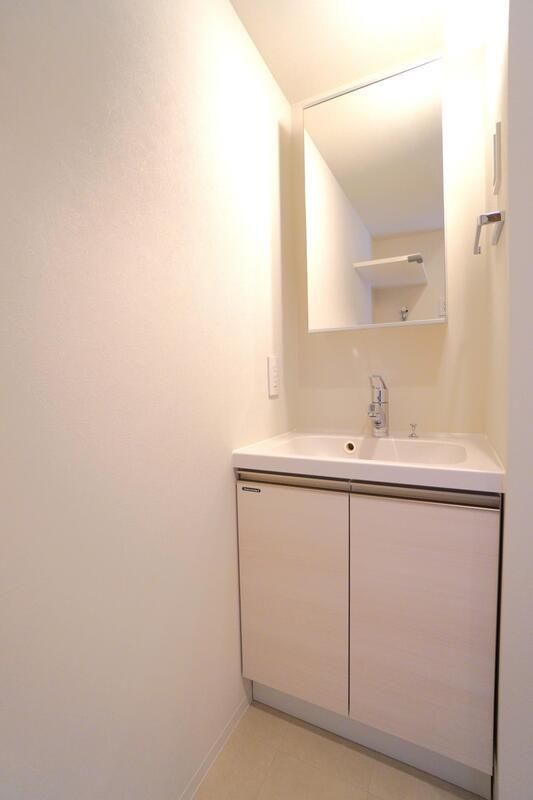 洗面設備　※反転タイプ参考写真