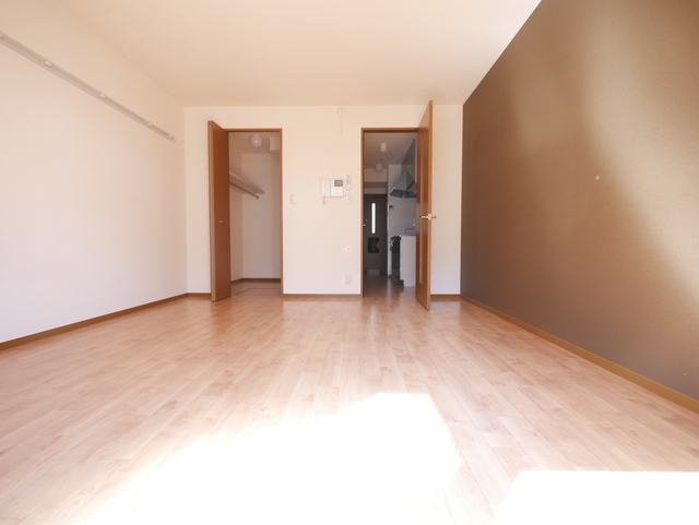 居室・リビング　★フローリングの綺麗なリビングルームですね★