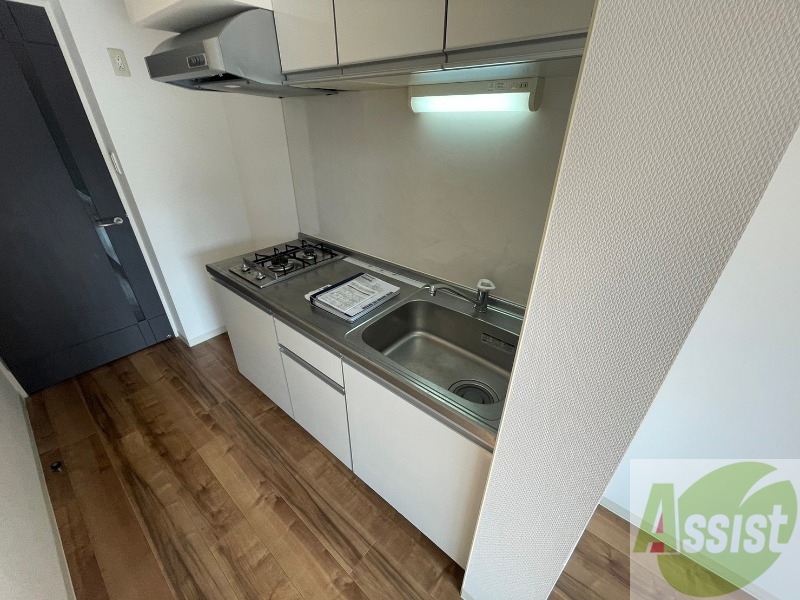 キッチン　キッチンは調理スペースもあり料理がはかどりそうです。