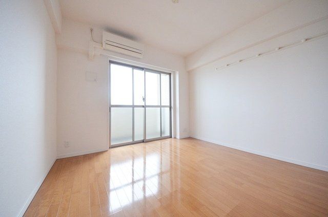 居室・リビング　★お問い合わせはタウンハウジング聖蹟桜ヶ丘店まで★