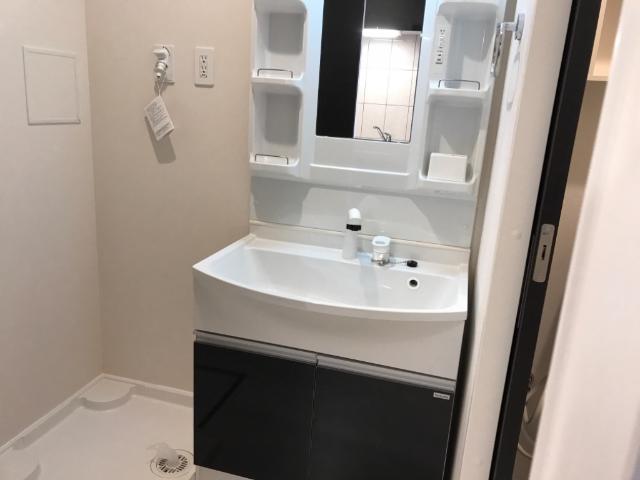 洗面設備　洗髪洗面化粧台