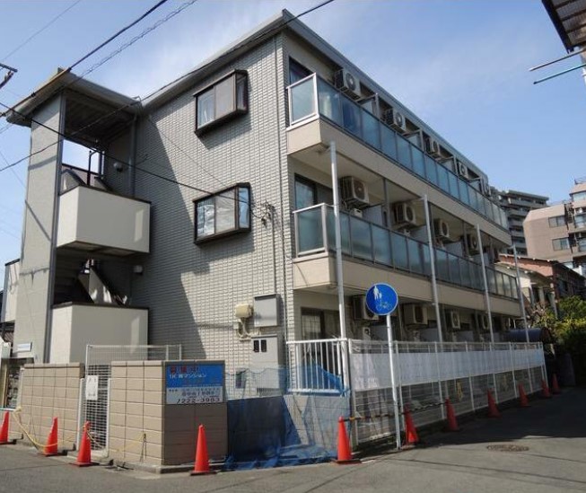 建物外観　駅チカ・京急川崎大師まで徒歩3分☆