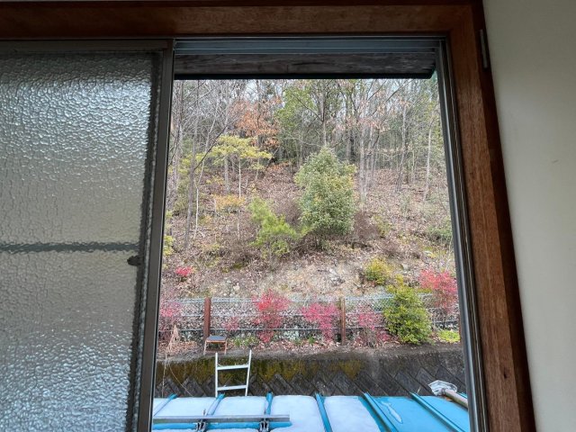 眺望　外は森。中は私。境界線のない暮らし。