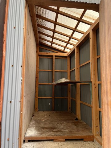 その他　外物置には季節の物を。キャンプギア、タイヤ。