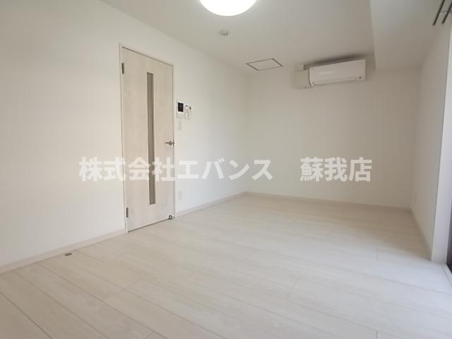 その他部屋・スペース　落ち着いて過ごせるお部屋なので、寝室にいかがでしょうか
