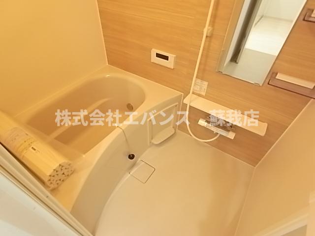 バス・シャワールーム　ゆったり過ごせるお風呂です