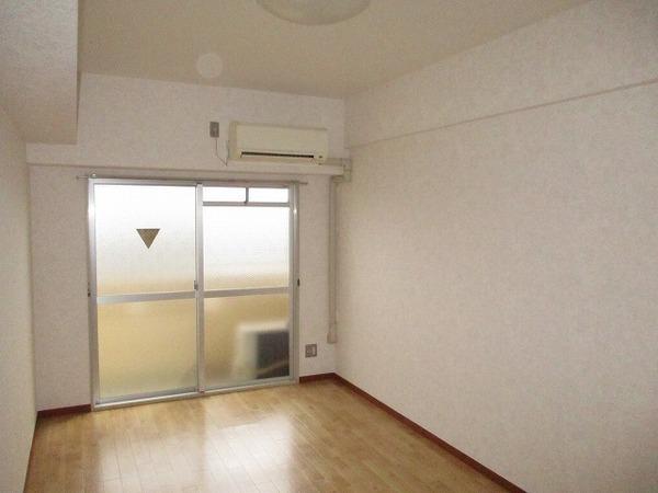 居室・リビング　フローリング♪