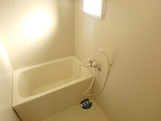 バス・シャワールーム　バスルーム