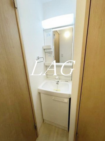 洗面設備　洗面台です。