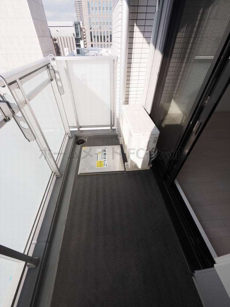 バルコニー　サムティ本町橋IIMEDIUS