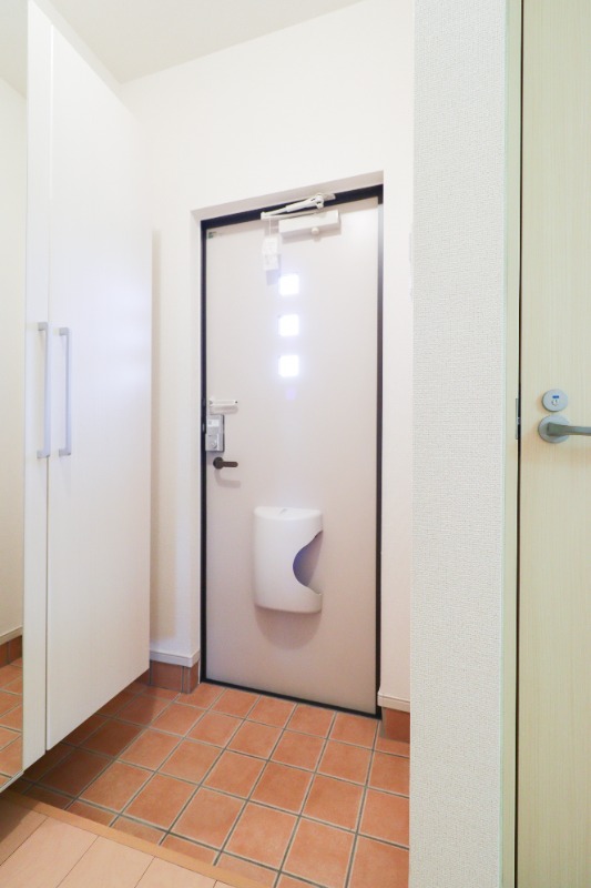 玄関　図面と現状に相違がある場合には現状を優先