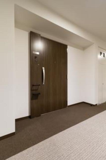 玄関　※写真は同タイプ住戸です。