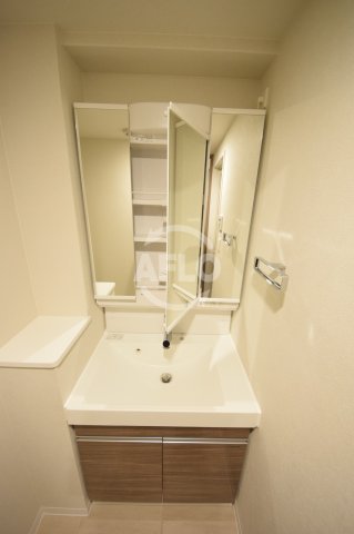 洗面設備　アヴェニール北浜　独立洗面台