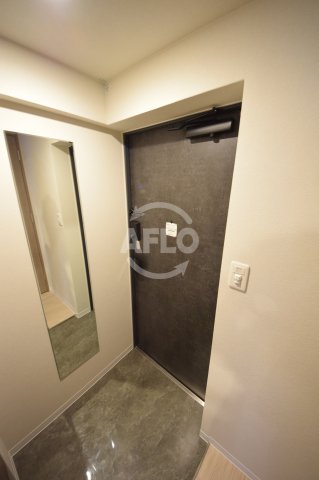 玄関　アヴェニール北浜　玄関