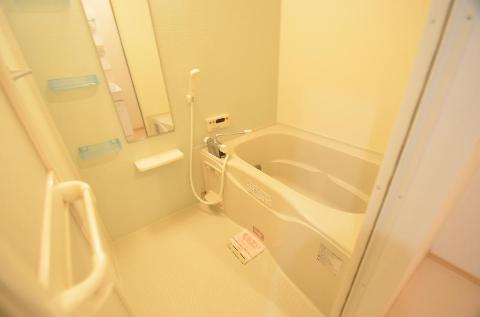 バス・シャワールーム　バス