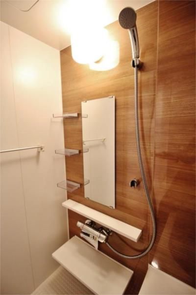 バス・シャワールーム　別部屋参考写真