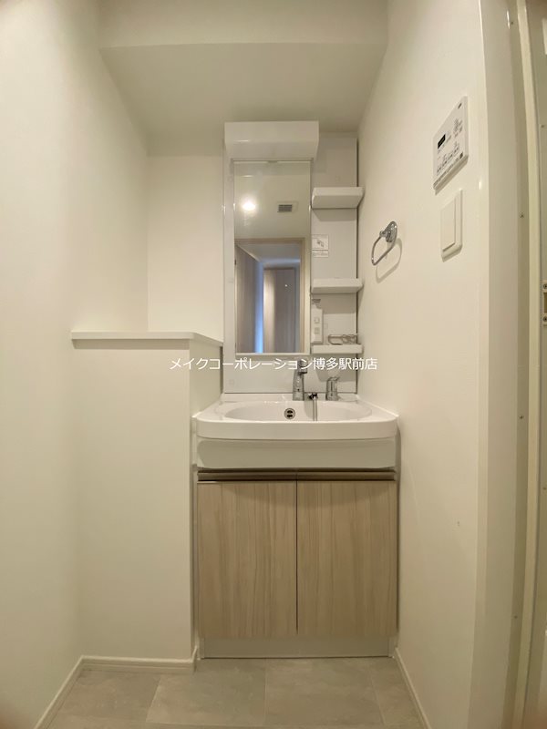 洗面設備　※室内写真は棟内別部屋です